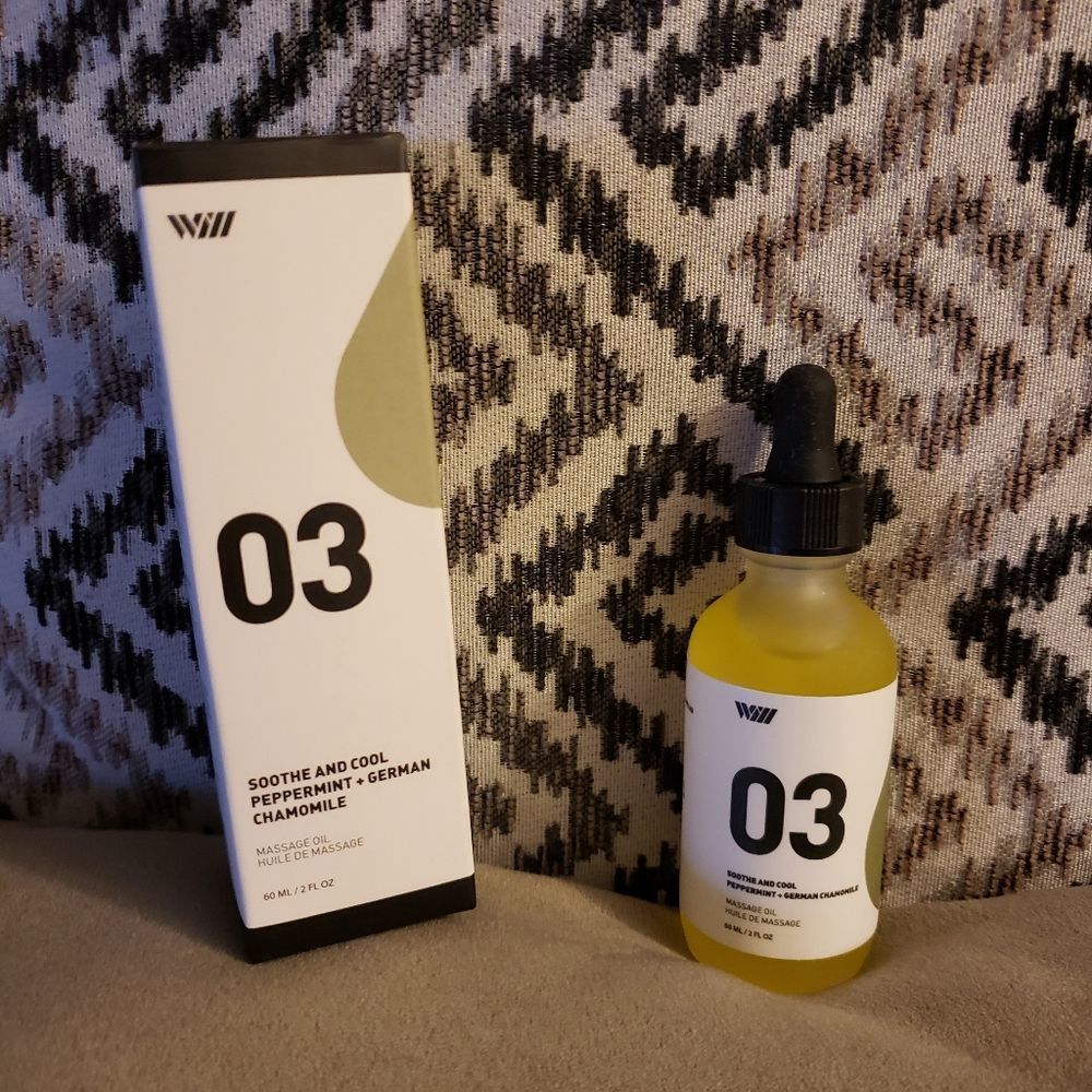UNISEX 03 Soothe & Cool Massage Oil